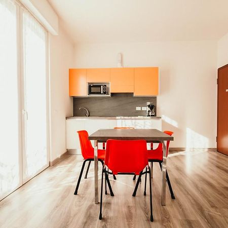 Al 13 Rosso - Lakeside Leisure & Business Stresa Kültér fotó
